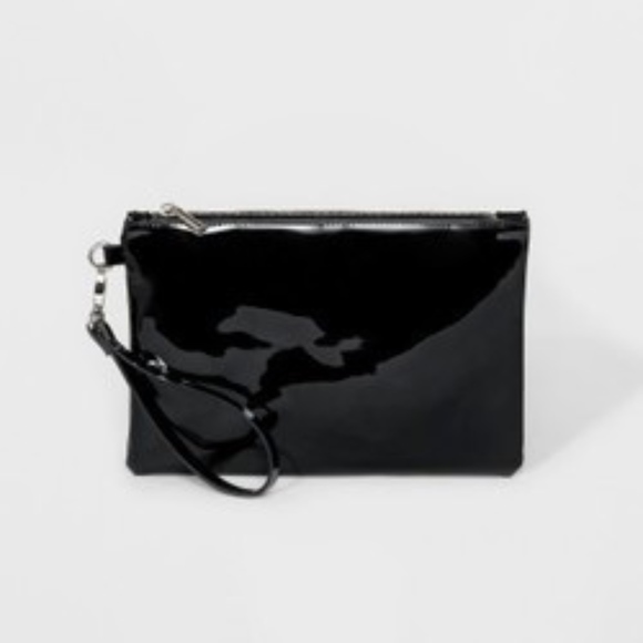 Wild Fable Handbags - New Wild Fable Zip Top Wristlet Black